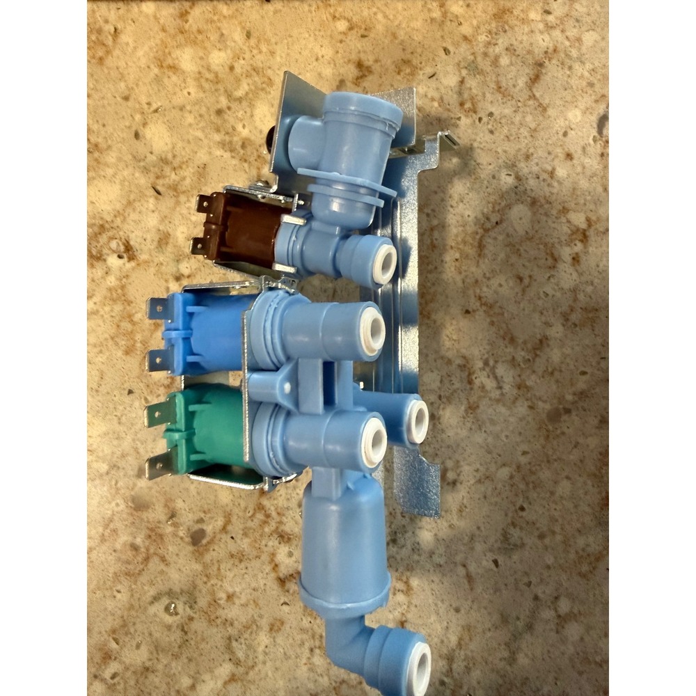 Refrigerator Water Inlet Valve FGHF2366PF FGHD236 Blue Frigidaire NEW